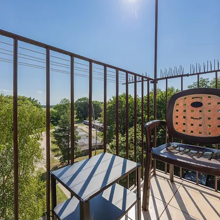 Spacious Close To Warsaw For 5 People By Renters *