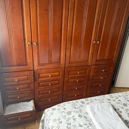 Spacious Close To Warsaw For 5 People By Renters *