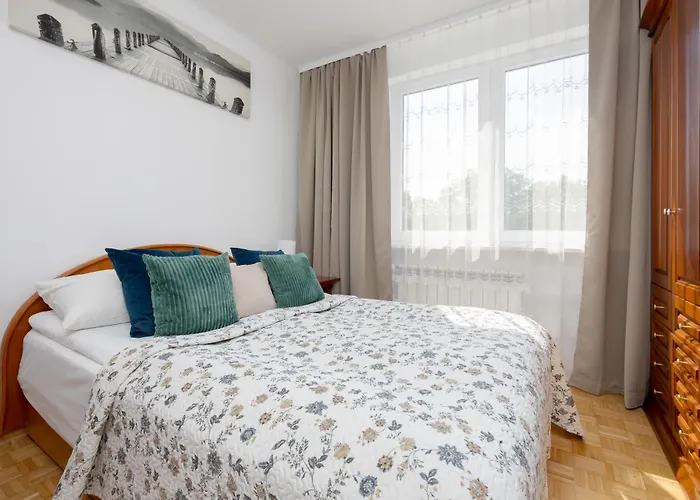 Apartament Spacious Close To Warsaw For 5 People By Renters Konstancin-Jeziorna